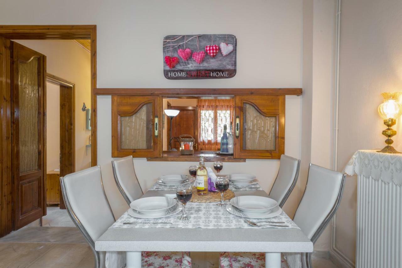 Family Holiday Apartment With Garden & Bbq Velonádes Exterior photo